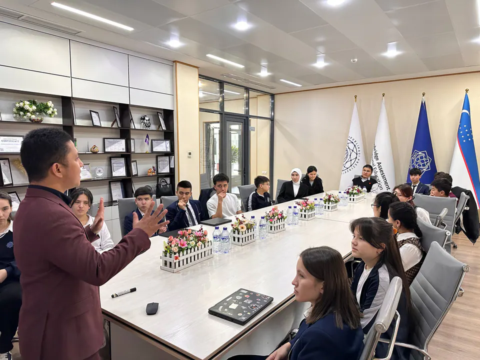 A workshop session in Jizzakh.