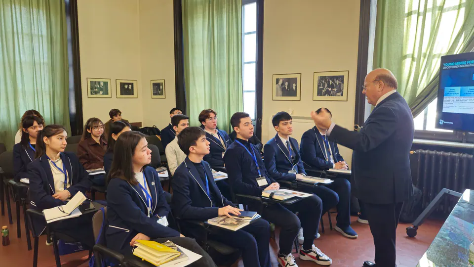 Ambassador Emilio Iodice’s lecture on technology and international relations.